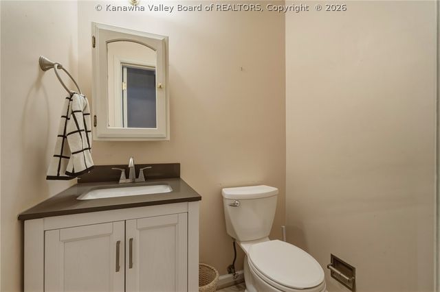 212 Pawnee Drive, Charleston, WV 25312