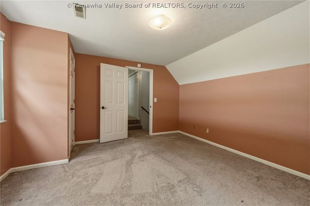 212 Pawnee Drive, Charleston, WV 25312