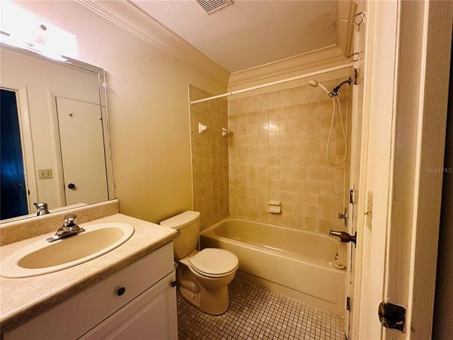 1568 NANTUCKET COURT 1302, Palm Harbor, FL 34683