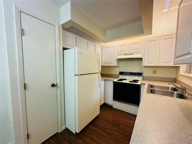 1568 NANTUCKET COURT 1302, Palm Harbor, FL 34683
