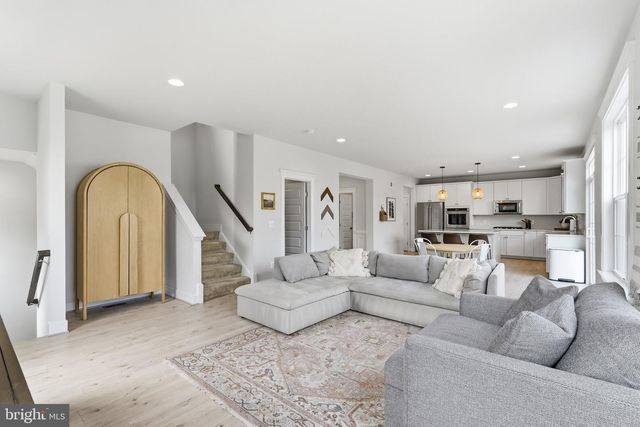 17992 RIDGEWOOD PL, Round Hill, VA 20141