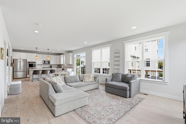 17992 RIDGEWOOD PL, Round Hill, VA 20141