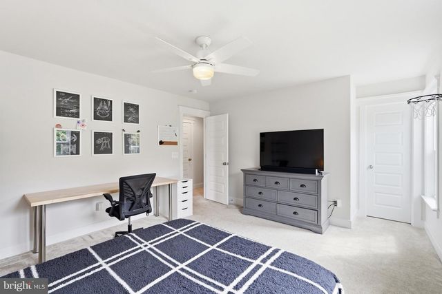 17992 RIDGEWOOD PL, Round Hill, VA 20141