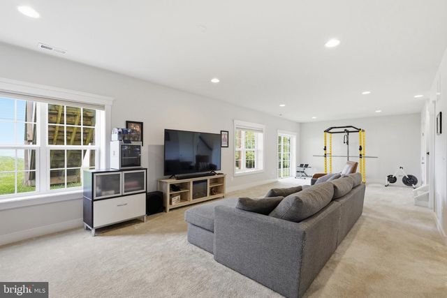 17992 RIDGEWOOD PL, Round Hill, VA 20141