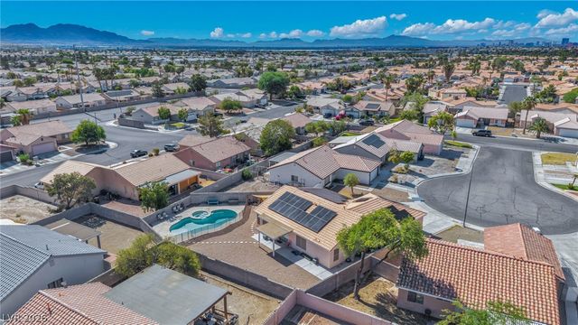 5326 Sun Meadow Court, North Las Vegas, NV 89031