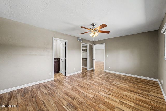 1340 E DONNER Drive, Tempe, AZ 85282