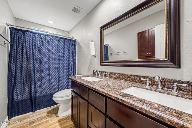 1340 E DONNER Drive, Tempe, AZ 85282