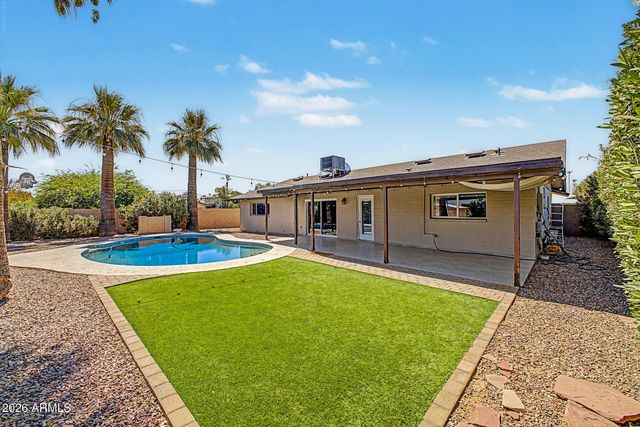1340 E DONNER Drive, Tempe, AZ 85282