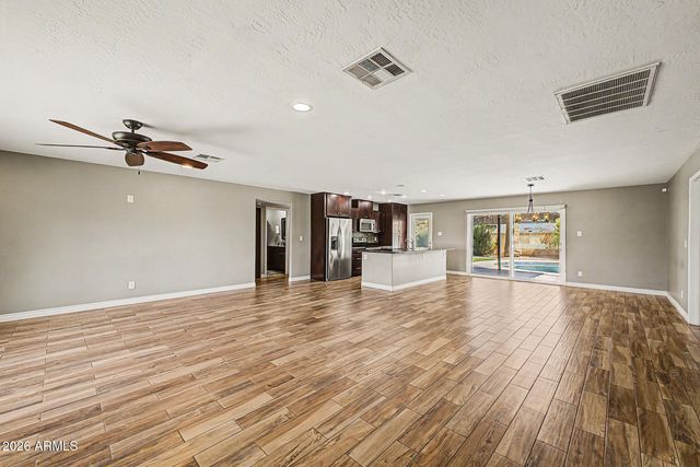 1340 E DONNER Drive, Tempe, AZ 85282