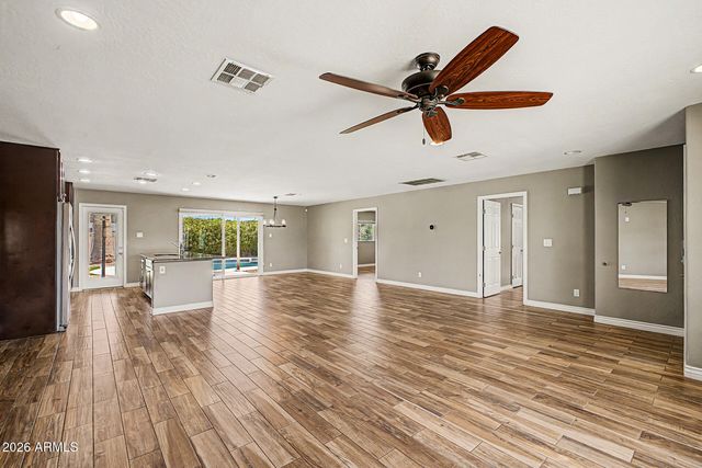 1340 E DONNER Drive, Tempe, AZ 85282