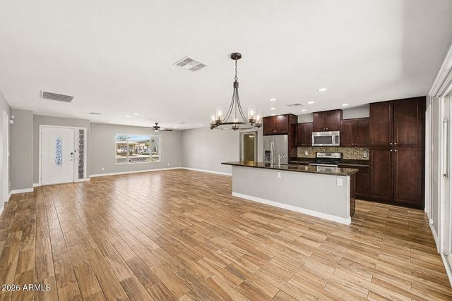 1340 E DONNER Drive, Tempe, AZ 85282
