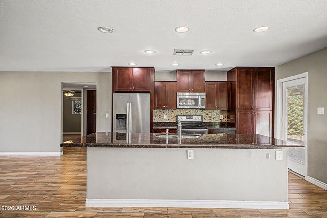 1340 E DONNER Drive, Tempe, AZ 85282