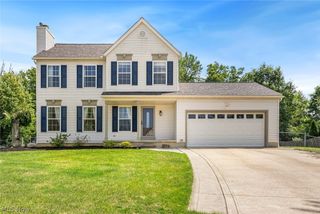4104 Western Reserve Drive, Brunswick, OH 44212