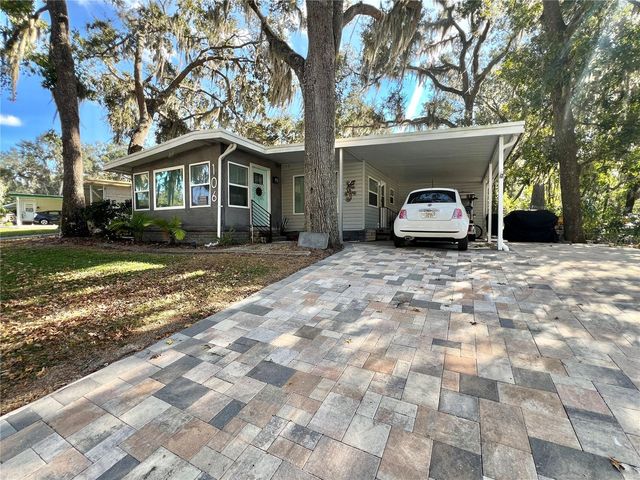 106 ROYAL PALM DRIVE, Leesburg, FL 34748