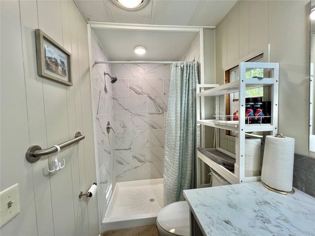 106 ROYAL PALM DRIVE, Leesburg, FL 34748