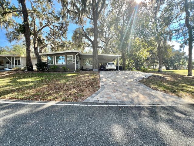 106 ROYAL PALM DRIVE, Leesburg, FL 34748