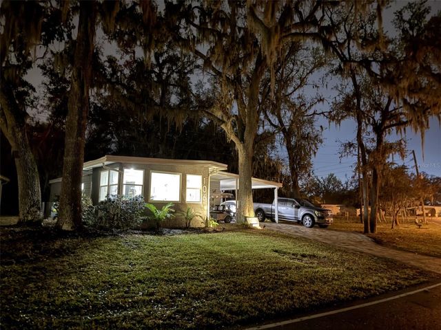 106 ROYAL PALM DRIVE, Leesburg, FL 34748