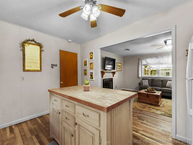 2324 N Plainview, Ardmore, OK 73401