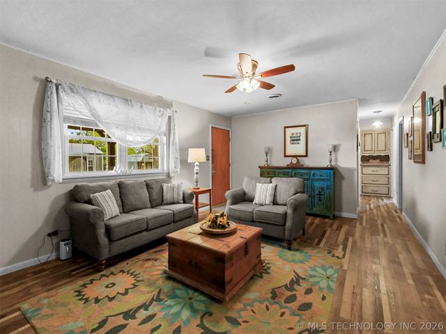 2324 N Plainview, Ardmore, OK 73401
