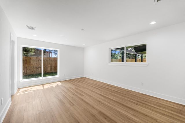 14125 Norway Street B, Houston, TX 77047