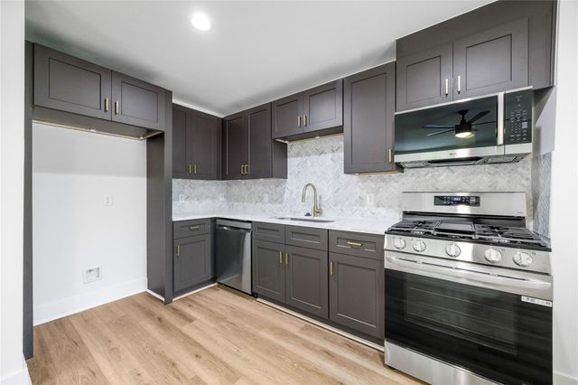 14125 Norway Street B, Houston, TX 77047