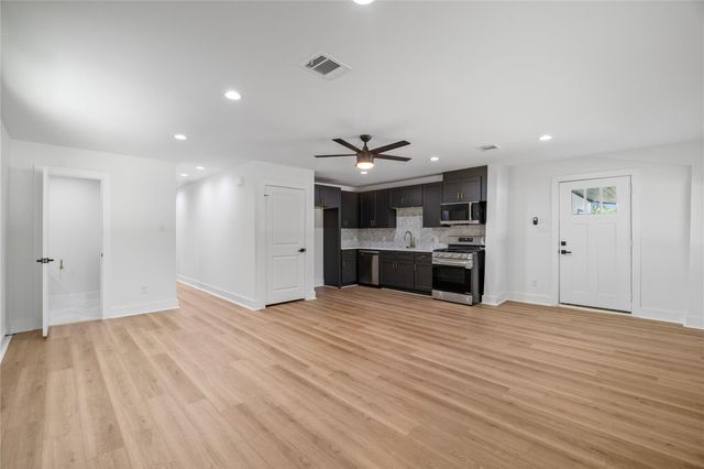 14125 Norway Street B, Houston, TX 77047