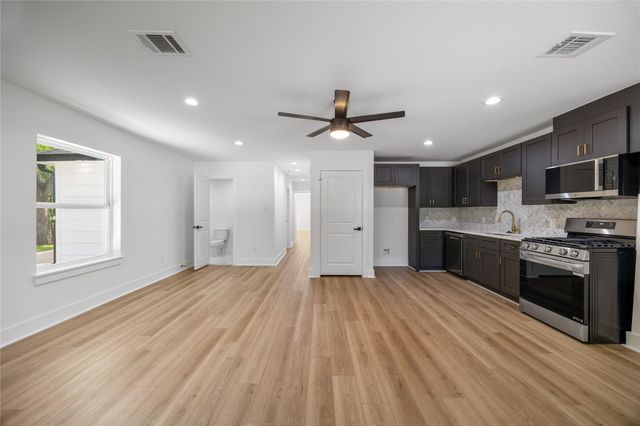 14125 Norway Street B, Houston, TX 77047
