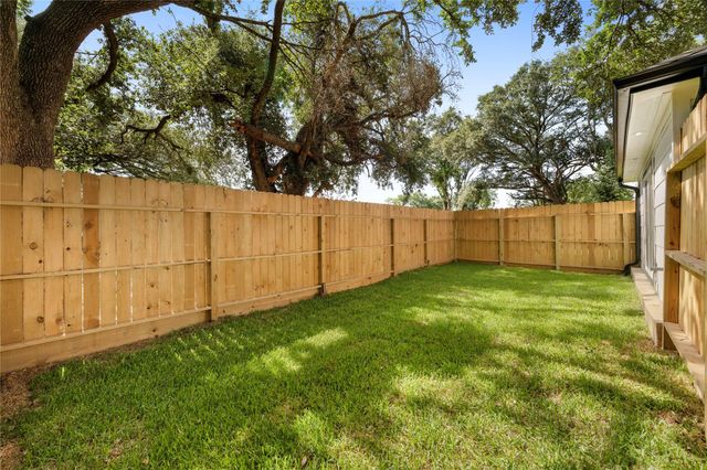 14125 Norway Street B, Houston, TX 77047