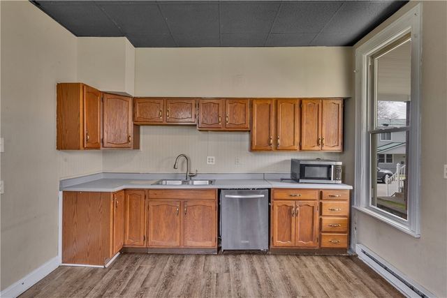 1000 9th Ave, New Brighton, PA 15066