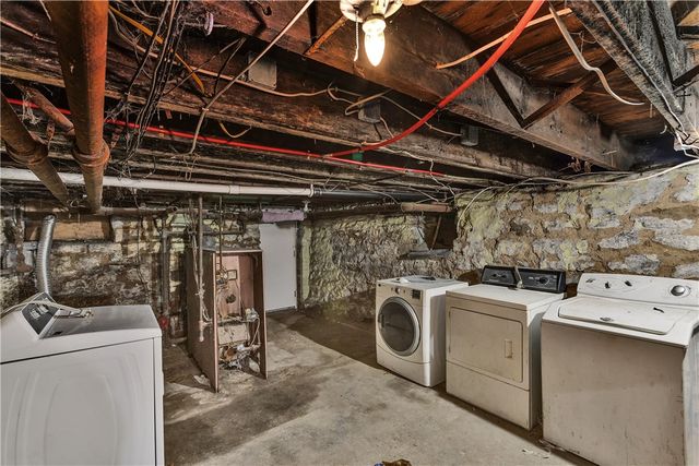 1000 9th Ave, New Brighton, PA 15066