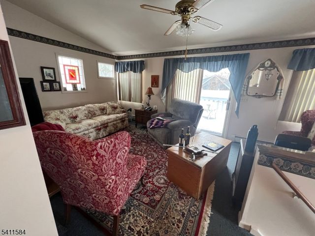 36 Lincoln Ave, Little Falls Twp., NJ 07424