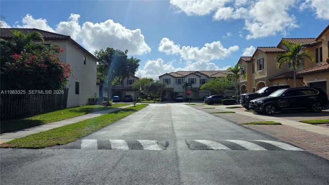 3777 SE 1st St, Homestead, FL 33033
