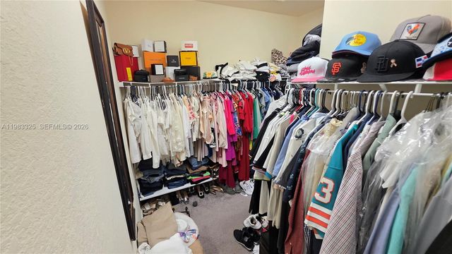 3777 SE 1st St, Homestead, FL 33033