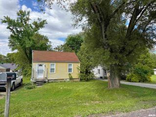 541 CAROLA Street, Creve Coeur, IL 61610