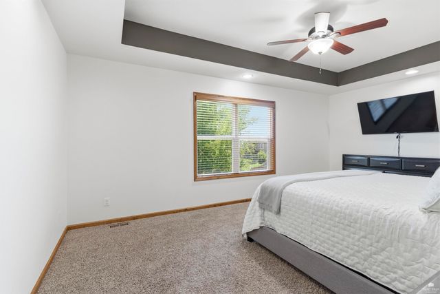 1033 Laussac Drive, Manhattan, KS 66503