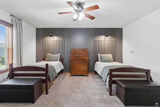 1033 Laussac Drive, Manhattan, KS 66503