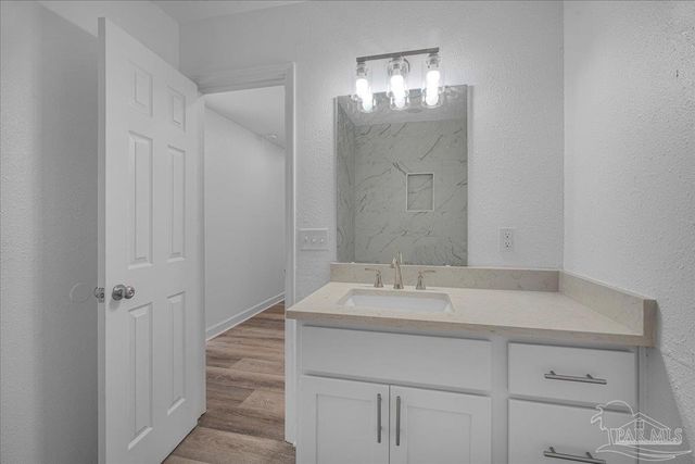 2001 Saddlebrook Dr, Pensacola, FL 32526