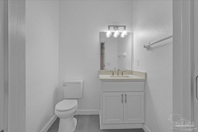 2001 Saddlebrook Dr, Pensacola, FL 32526