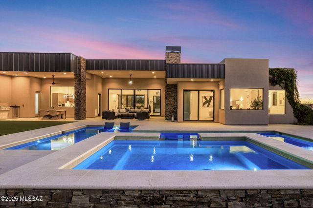 1704 E Sanctuary Cove Way, Tucson, AZ 85718