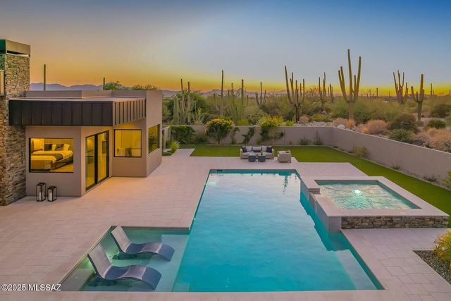 1704 E Sanctuary Cove Way, Tucson, AZ 85718