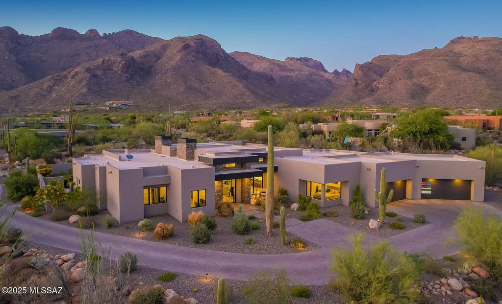 1704 E Sanctuary Cove Way, Tucson, AZ 85718