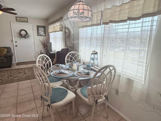 7801 Ridgewood Avenue 21, Cape Canaveral, FL 32920