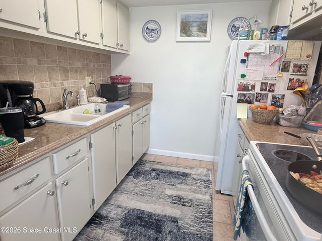 7801 Ridgewood Avenue 21, Cape Canaveral, FL 32920