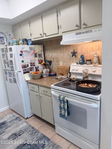 7801 Ridgewood Avenue 21, Cape Canaveral, FL 32920