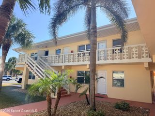 7801 Ridgewood Avenue 21, Cape Canaveral, FL 32920