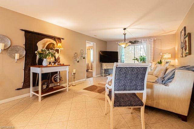 130 Cypress WAY E 1, Naples, FL 34110