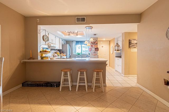 130 Cypress WAY E 1, Naples, FL 34110