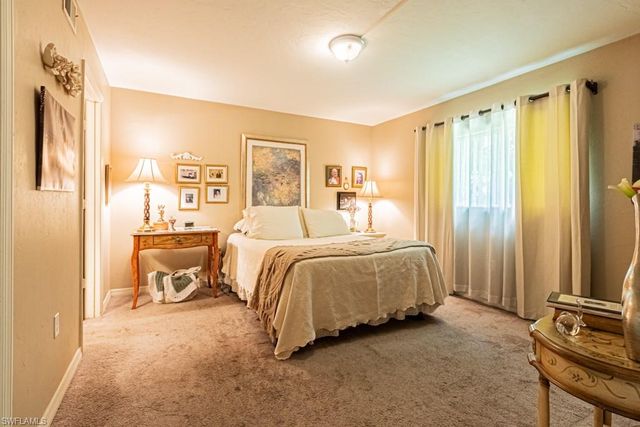 130 Cypress WAY E 1, Naples, FL 34110