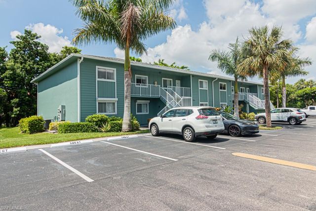 130 Cypress WAY E 1, Naples, FL 34110