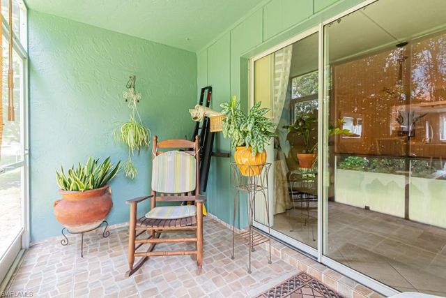 130 Cypress WAY E 1, Naples, FL 34110